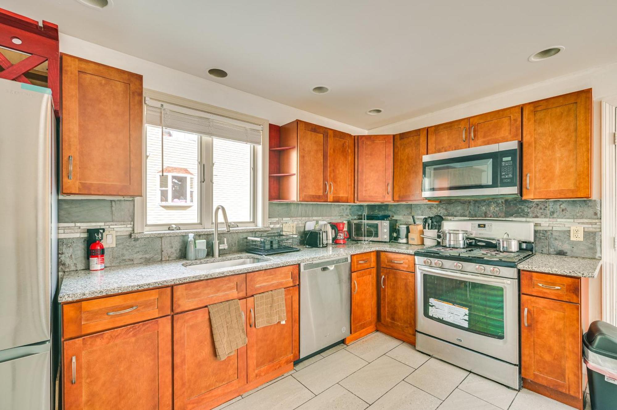 9 Mi To Dtwn Boston Cozy Malden Apartment Екстериор снимка